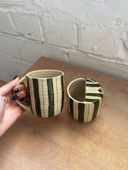Taza rayas verdes