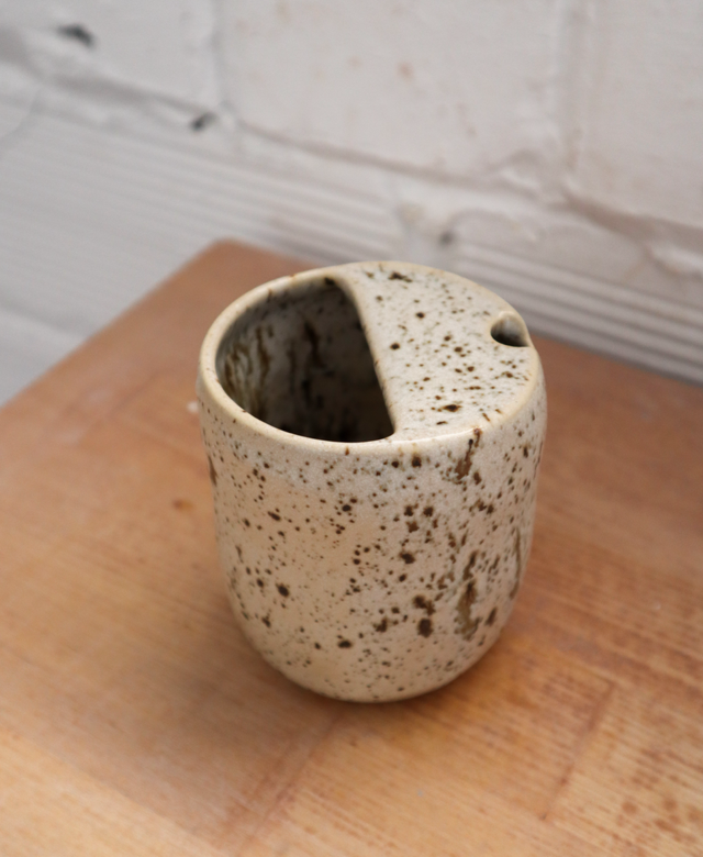 Taza para andar Rayas motas